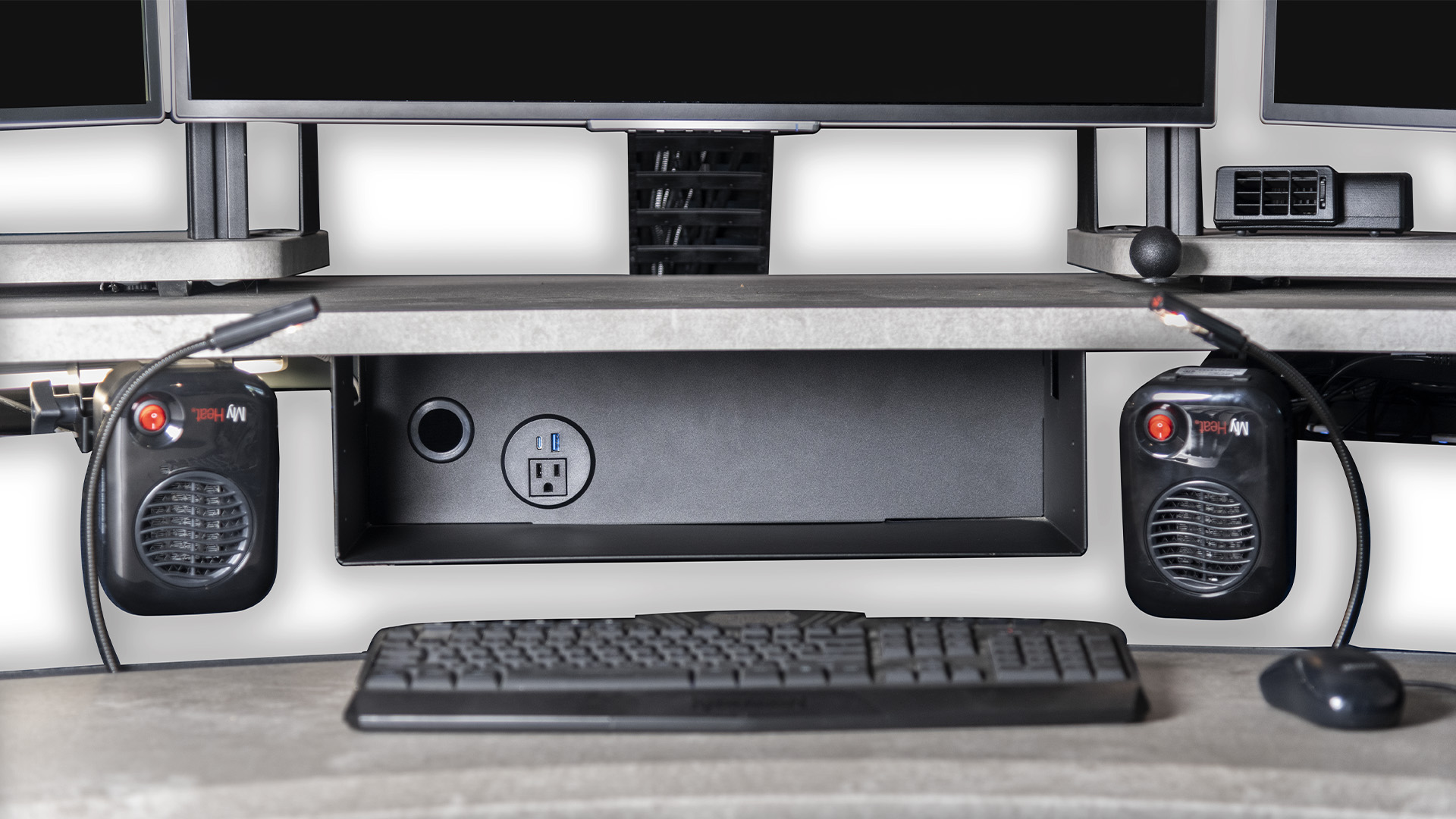 Xybix Data Dock | Charging Shelf | USB 3 | USB-C | Power | RJ45 | CAT6